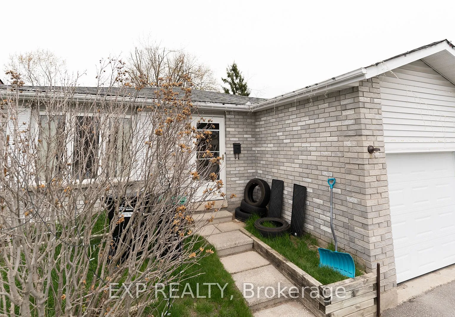6 bed, $2,950 — Photo 3