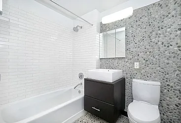 Rented by Living New York