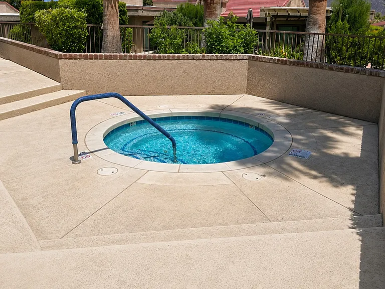 Canyon Crest Ln — Photo 4