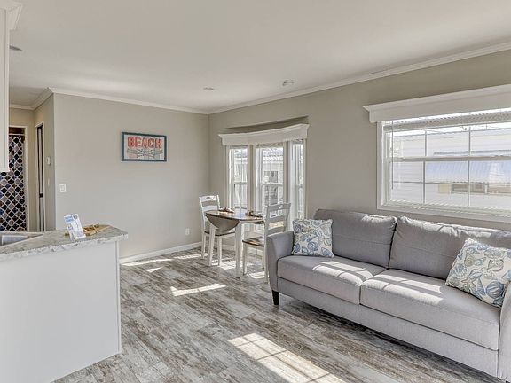 3rd image of 2701 34th St N #308