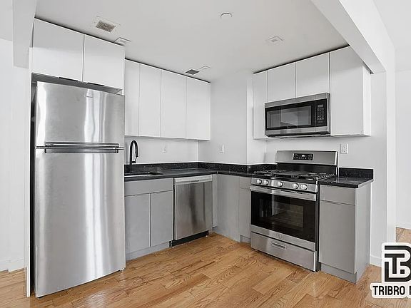 2nd image of 469 Convent Ave #1S