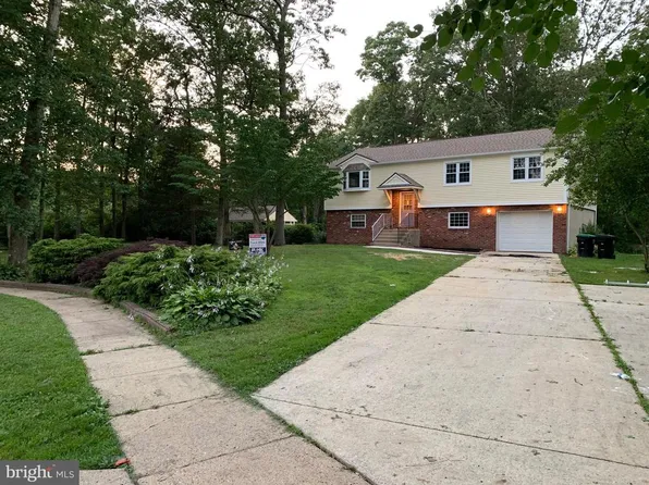 4 Cranberry Ct, Hammonton, NJ 08037