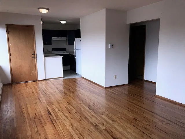 718 2nd Ave W — Photo 24