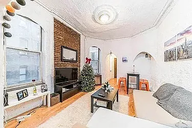 17 Saint Mark's Place, #5