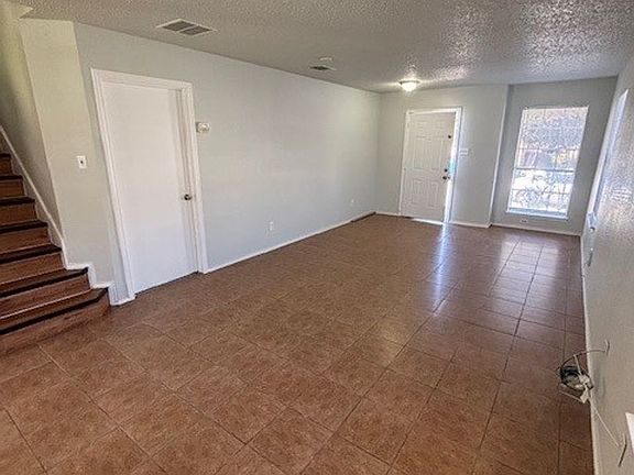 4th image of 903 Crieff Cross Dr