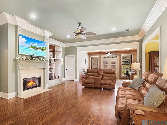 4th image of 33980 Renee Ave