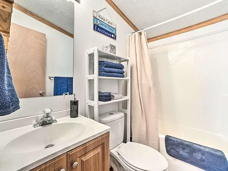 100 Island Dr — Photo 16