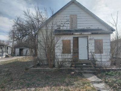 619 E 2nd Ave, Hutchinson, KS, 67501