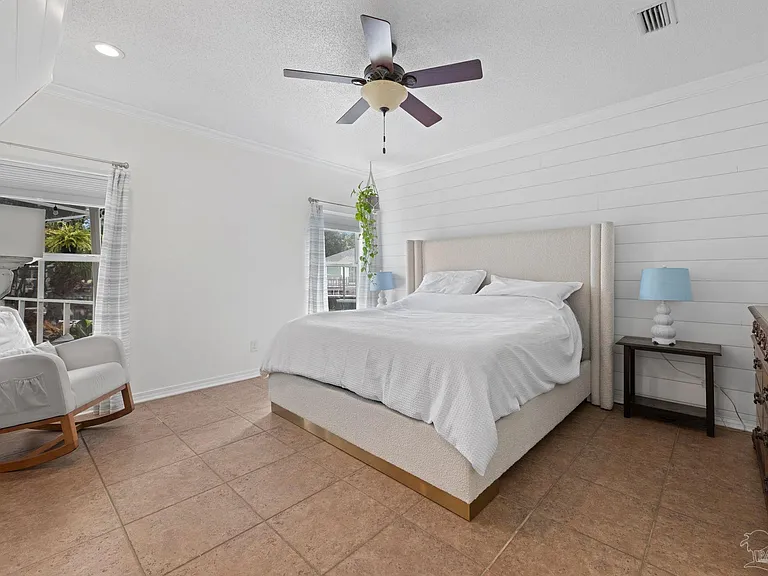 1672 Kauai Ct — Photo 24