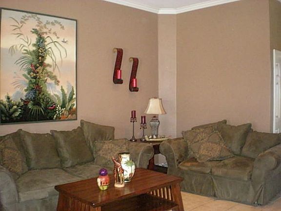 4th image of 5090 Pecan Place Dr