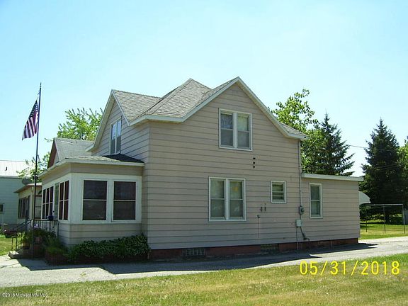 2nd image of 12785 Abbey Lake Dr
