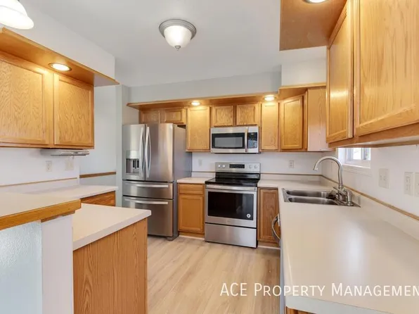 240 Grandeur Ln, Box Elder, SD 57719