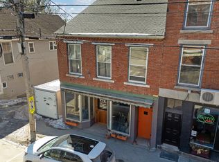 17 Friendship Rd, Waldoboro, ME 04572