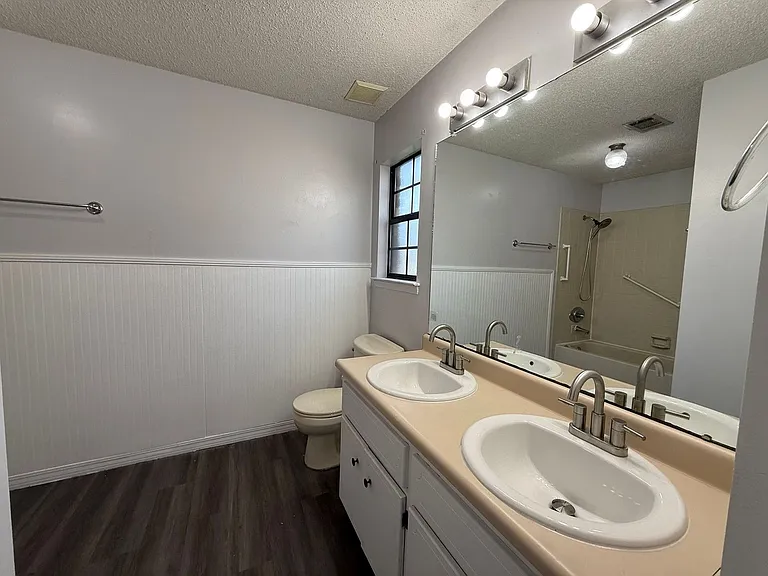 3872 Mariners Dr — Photo 11