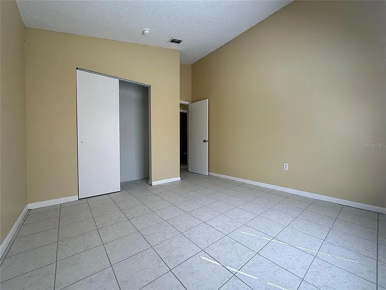 3933 Magnolia Lake Ln — Photo 10