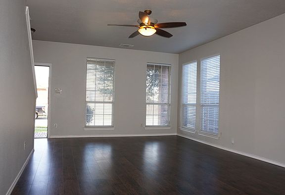 3rd image of 5613 Penwell Dr