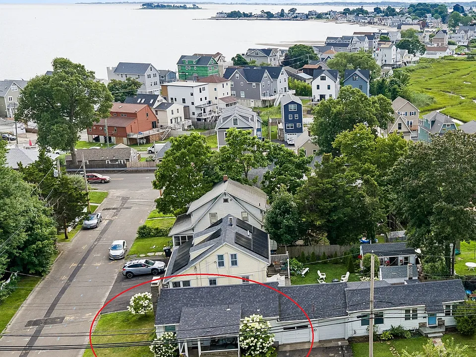 40 Mills Ave #40