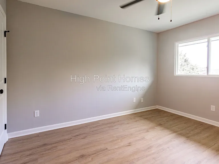 400 Gallery Ln #A4 — Photo 20