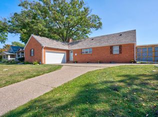 401 Fairview Ave, Muscatine, IA 52761