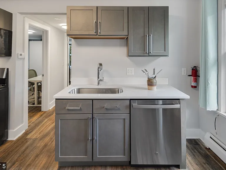 710 Stewart Ave — Photo 67