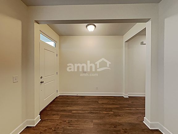 5th image of 2935 Throneberry Ln
