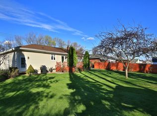 226 Sand Creek Rd, Albany, NY 12205