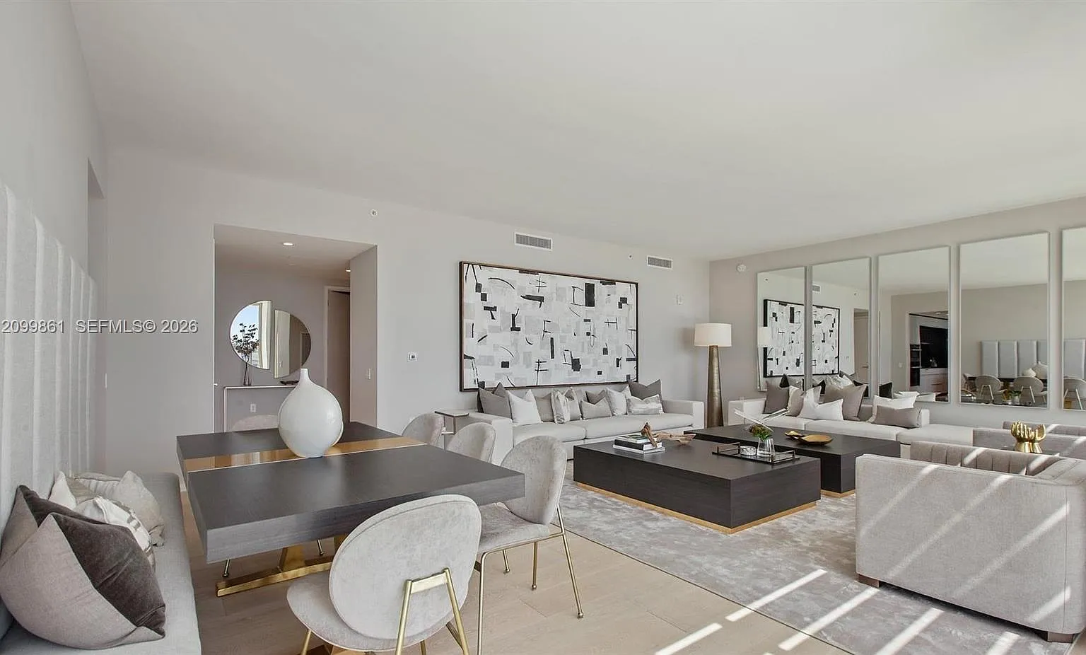 300 Collins Condo — Photo 3