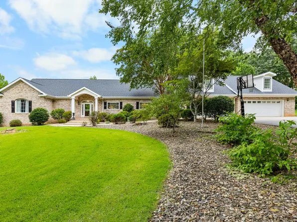 3765 Highway 11, Pickens, SC 29671