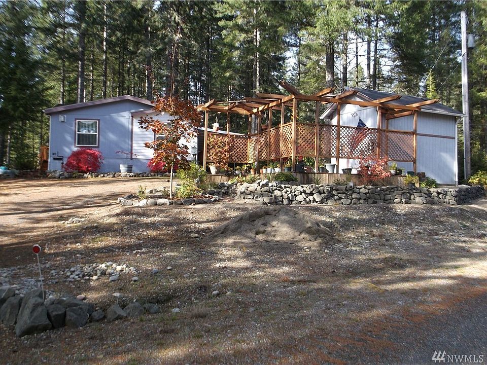 1st image of 140 NE Sundown Dr