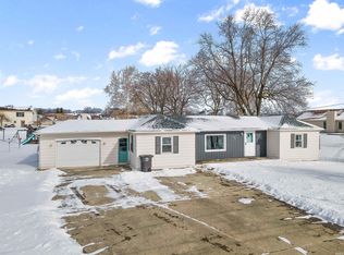 1206 Mayfield Rd, Fort Wayne, IN 46825