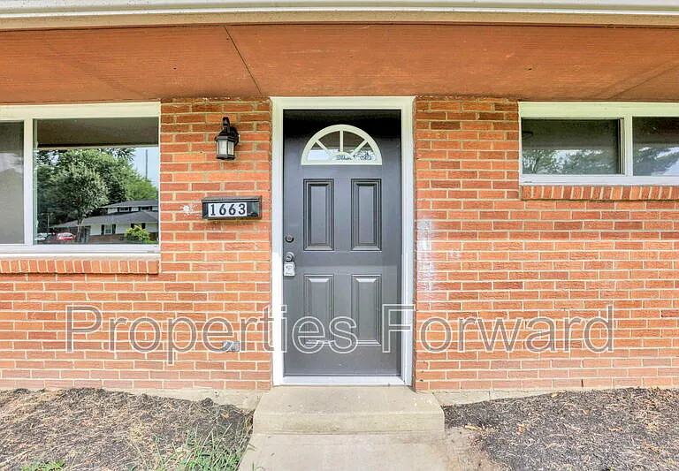 1663 Haft Dr — Photo 3