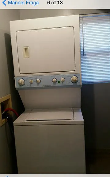 laundry room / Tenant is responsable for own appliances.