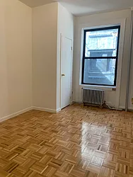 Rented by M.Grossman R.E. Management