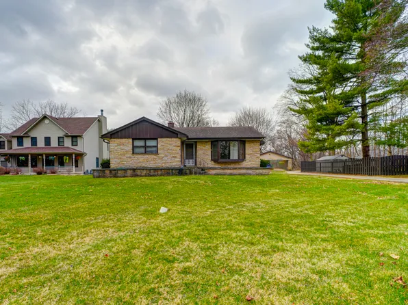 10873 W Wadsworth Rd, Beach Park, IL 60099
