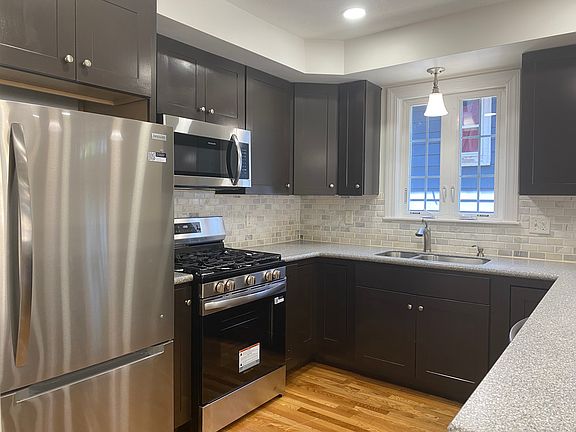 Fully Applianced Kitchen