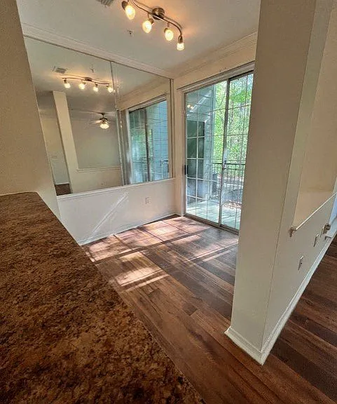 Wesley St. James Apartments at Sandy Springs — Photo 58