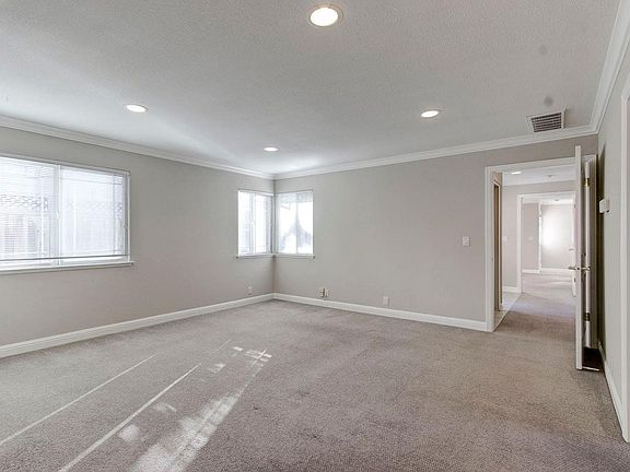 3rd image of 137 Sunol St