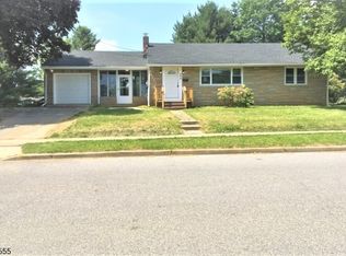 317 N Prospect St, Washington, NJ 07882