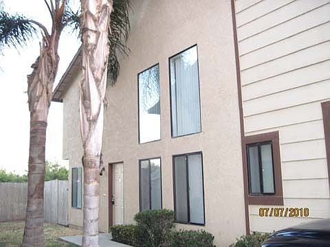 1st image of 656 Woodcrest Dr