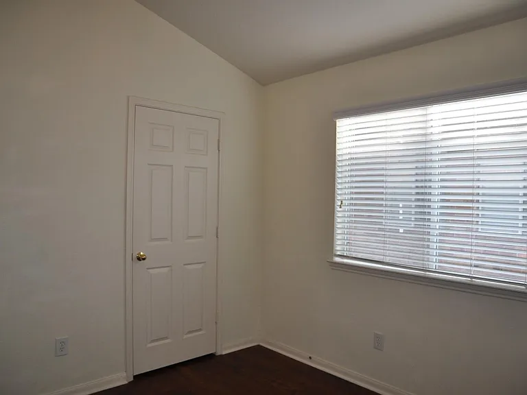 19118 Mossy Hedge Ln — Photo 12