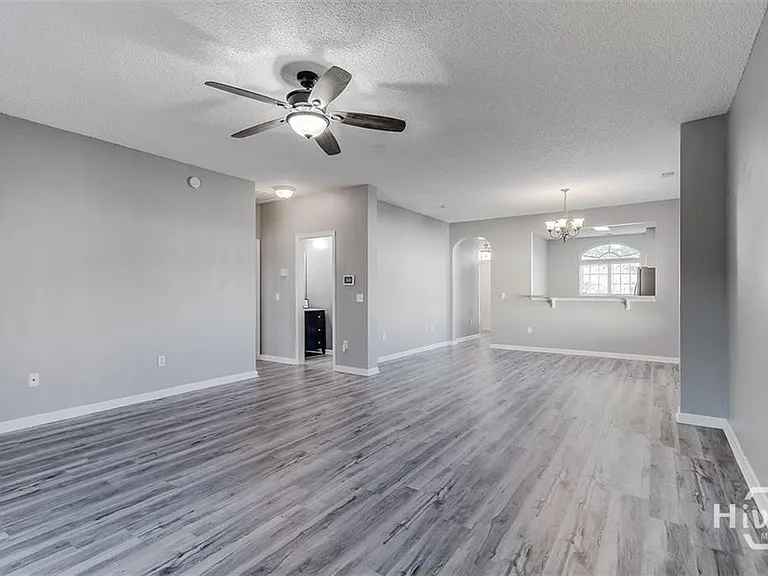 105 Archwood Dr — Photo 12