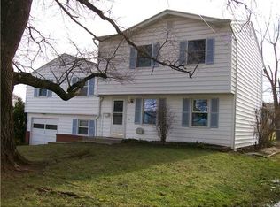 98 Summit St, Fairport, NY 14450