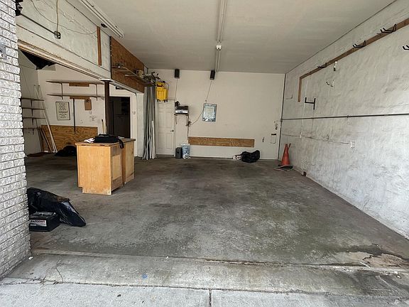 2nd image of 315 Forrest St