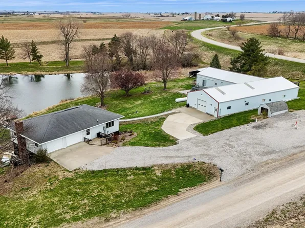 10245 E 82nd St S, Reasnor, IA 50232