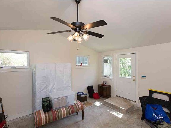 5th image of 4110 Avenue B #A