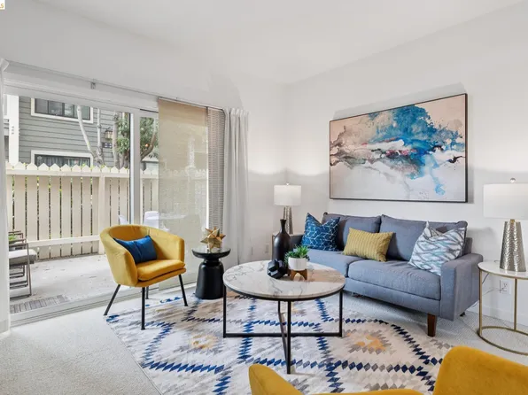 71 Lakeshore Ct, Richmond, CA 94804