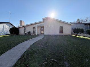 1380 Cherry Hill Ln, Lewisville, TX 75067