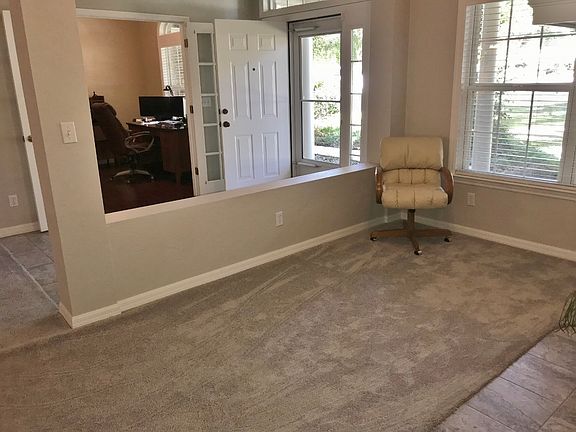 4th image of 4211 NW Wisteria Dr