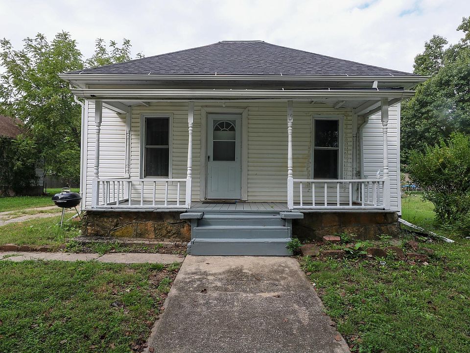 1st image of 19 Exchange St