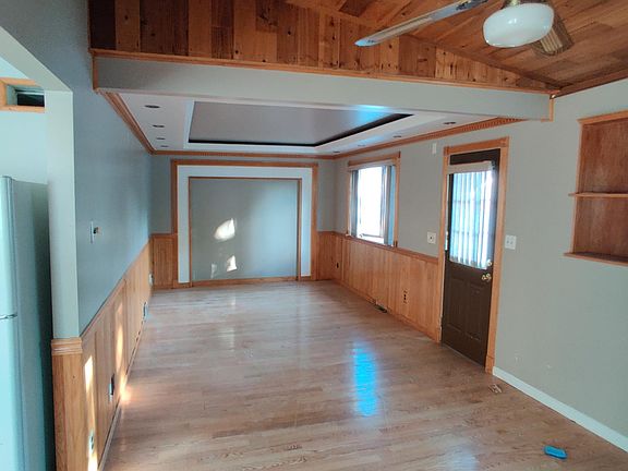 Family room 2
